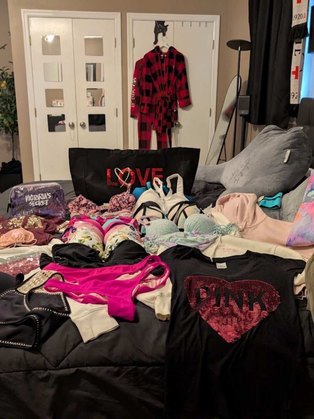 HUGE WHOLESALE LOT Victoria's Secret PINK Tops Bras Swim Pants Accessories $1000